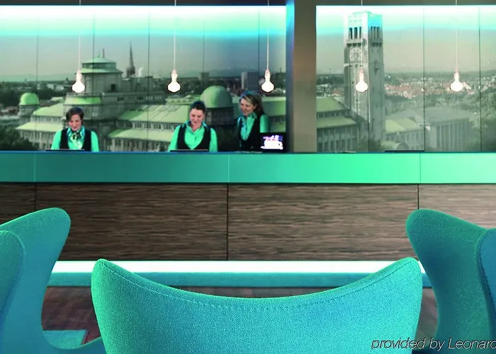 ワン - ドイチェス ムジウム ホテル 3*