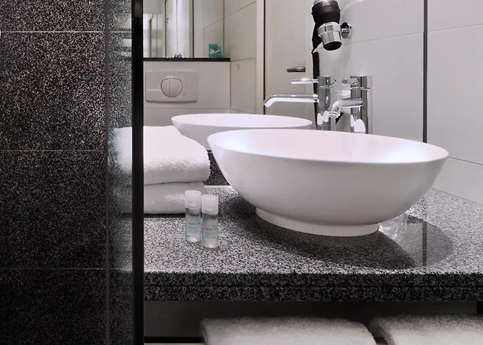 ワン - ドイチェス ムジウム 3* ミュンヘン